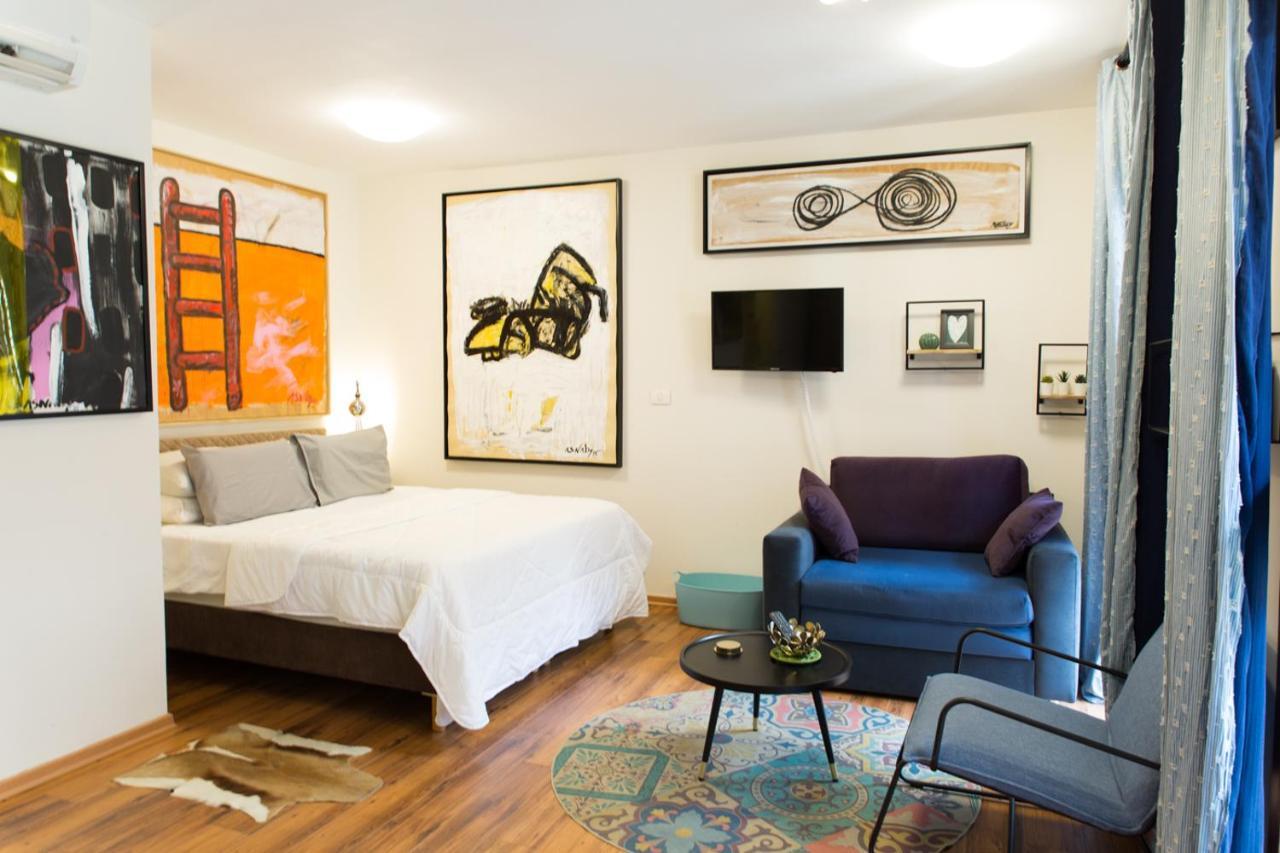 Apartment House In Shalma Tel Aviv