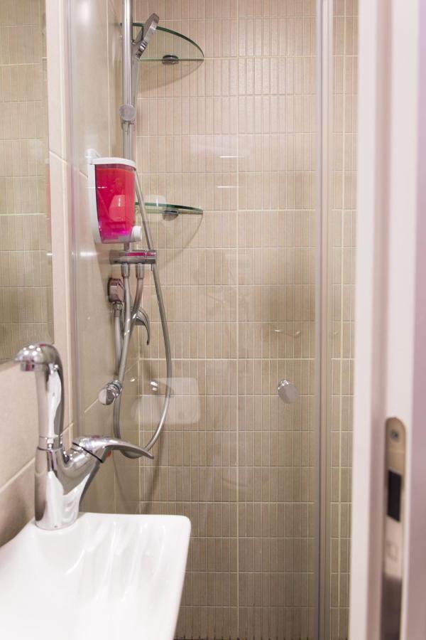 House In Shalma Apartment